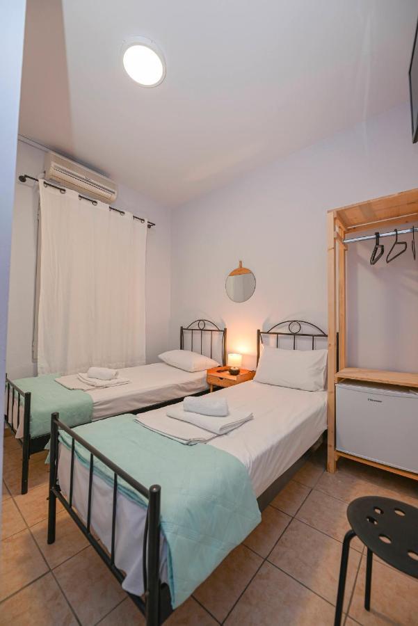Hermes Rooms Tinos Bagian luar foto