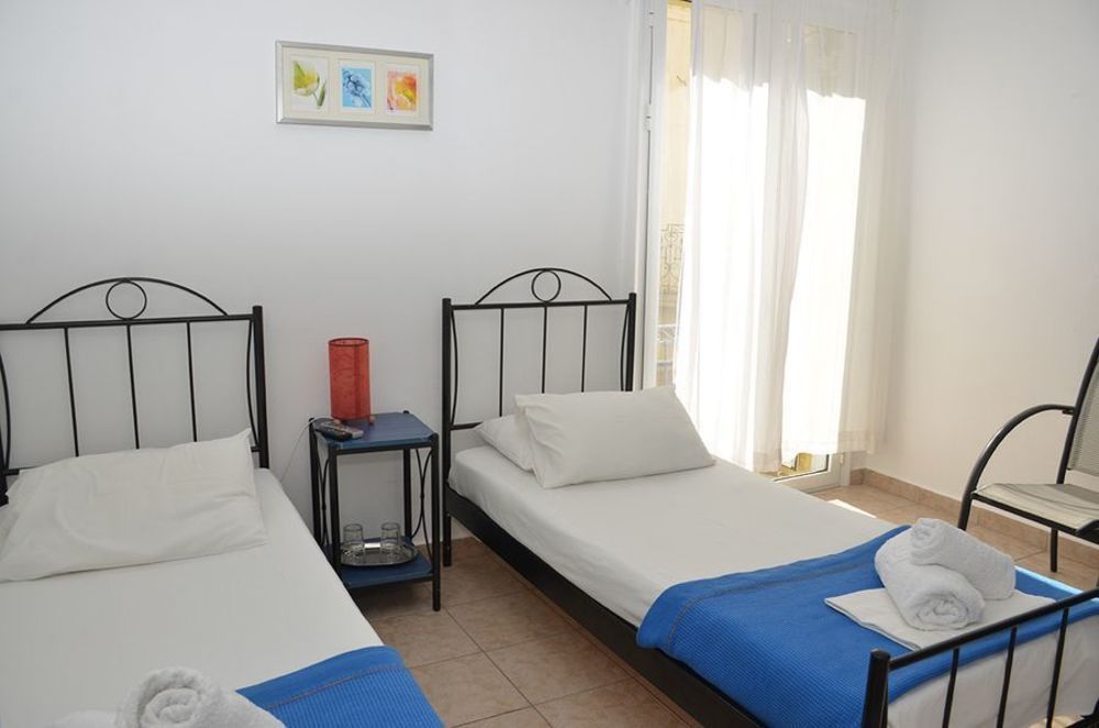 Hermes Rooms Tinos Bagian luar foto